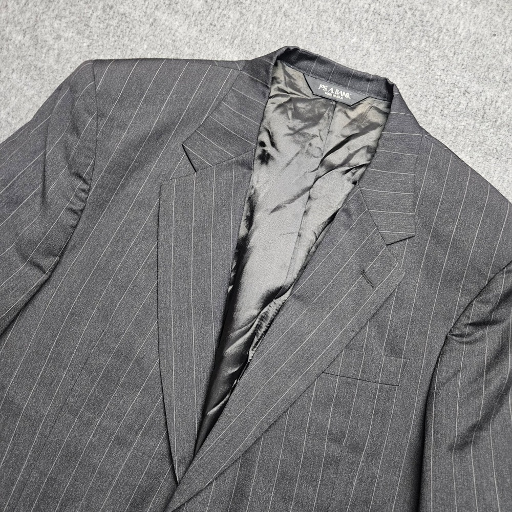 Jos. A. Bank Blazer Mens 44R Gray Pinstripe Wool Signature Collection USA